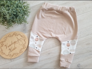 Spodnie dresowe BALON Z WIELORYBEM z beżem