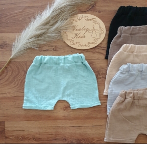 Krótkie spodenki z muślin