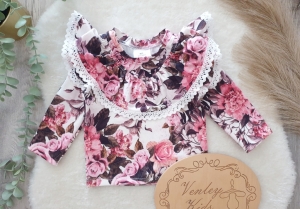 Bluzeczka ROMANTYCZNOŚĆ z koronką