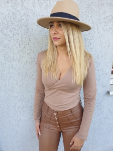 Bluzeczka z zakładkami na piersi