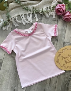 Bluzka t-shirt puder z koronką 