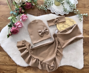 Zestaw prążkowany jesienny kokarda falbana ciemny beż