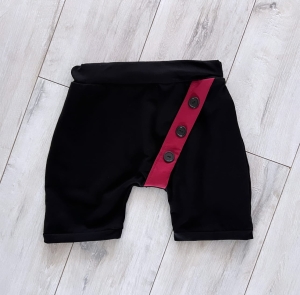 Krótkie spodenki CZARNY BORDO GUZIKI 