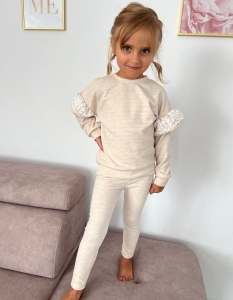 Melanż beż z koronką prążek oversize 