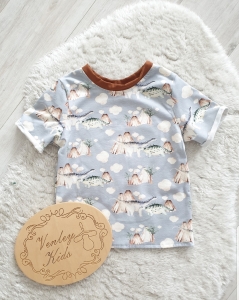 Bluzeczka letnia DINOZAURY Z WULKANEM